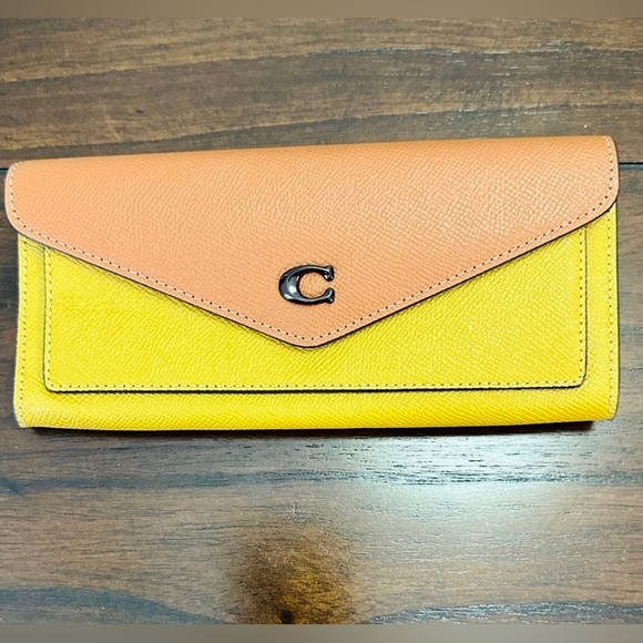 NWOT Coach Canvas Long Wallet Orange/Yellow With C Logo - Picture 1 of 2